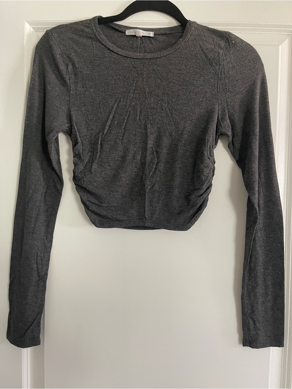 Charcoal Long-Sleeve Ruched Crop Top - Women